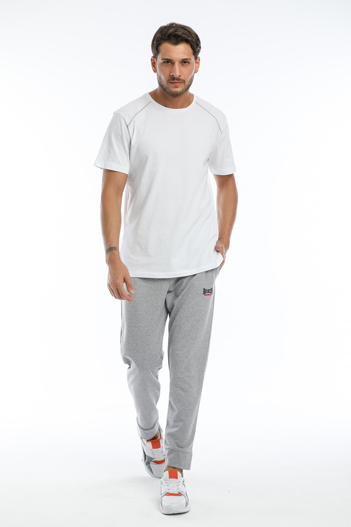 Süperlife Erkek Regular Fit Brooklyn K.Nakışlı İnce Eşofman Altı SPR151