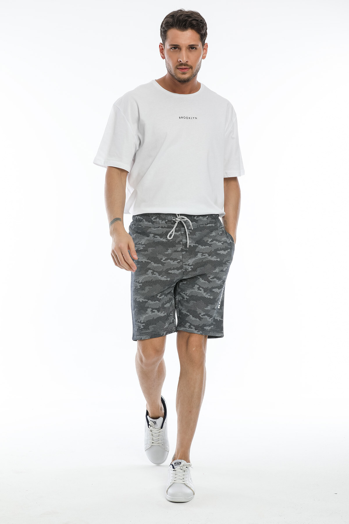 Süperlife Erkek Regular Fit Brooklyn Baskılı Şort SPR 208 