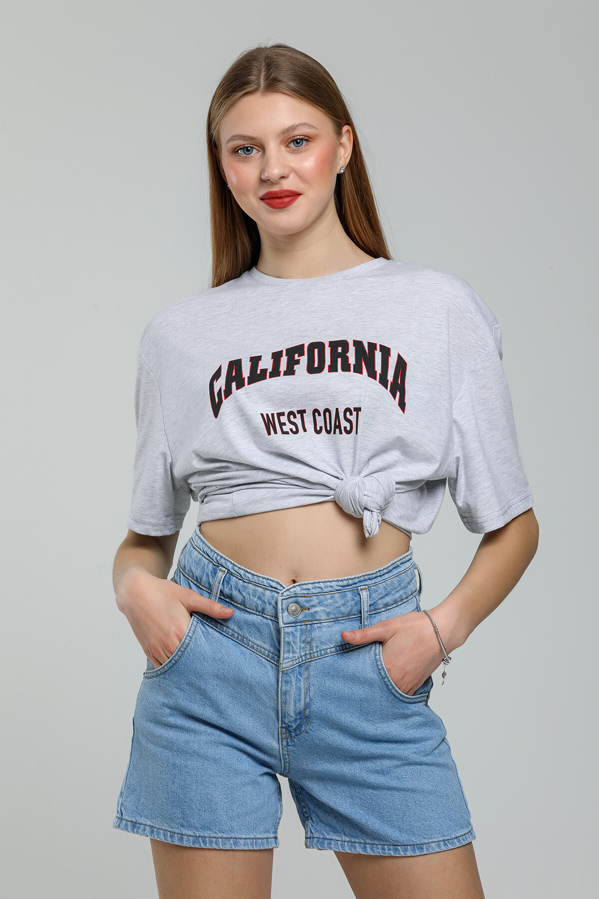 Süperlife Kadın Bisiklet Yaka Regular Fit Californıa Baskılı Tişort SPR21YK22