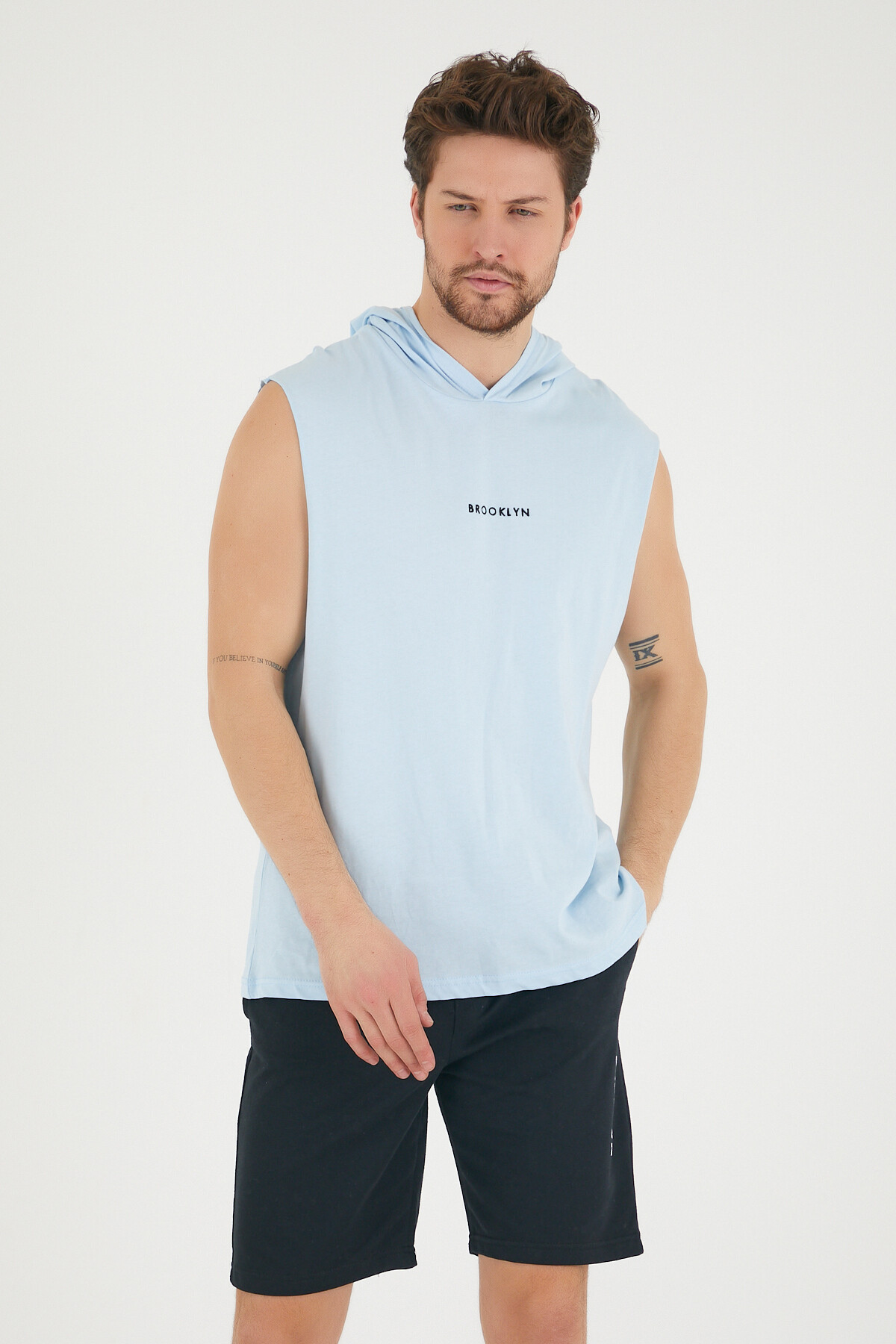 Süperlife Erkek Kapşonlu Regular Fit Brooklyn Baskılı Tişört SPR22TS121