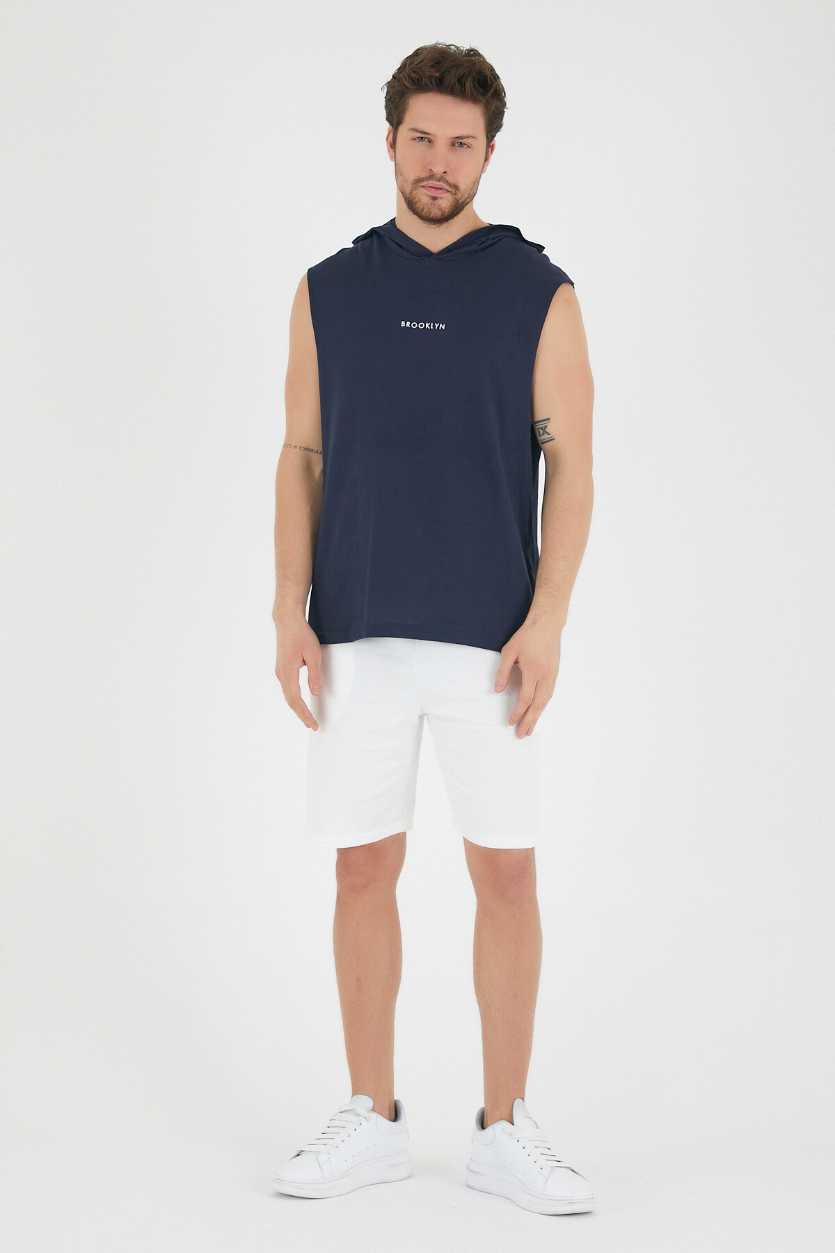 Süperlife Erkek Kapşonlu Regular Fit Brooklyn Baskılı Tişört SPR22TS121