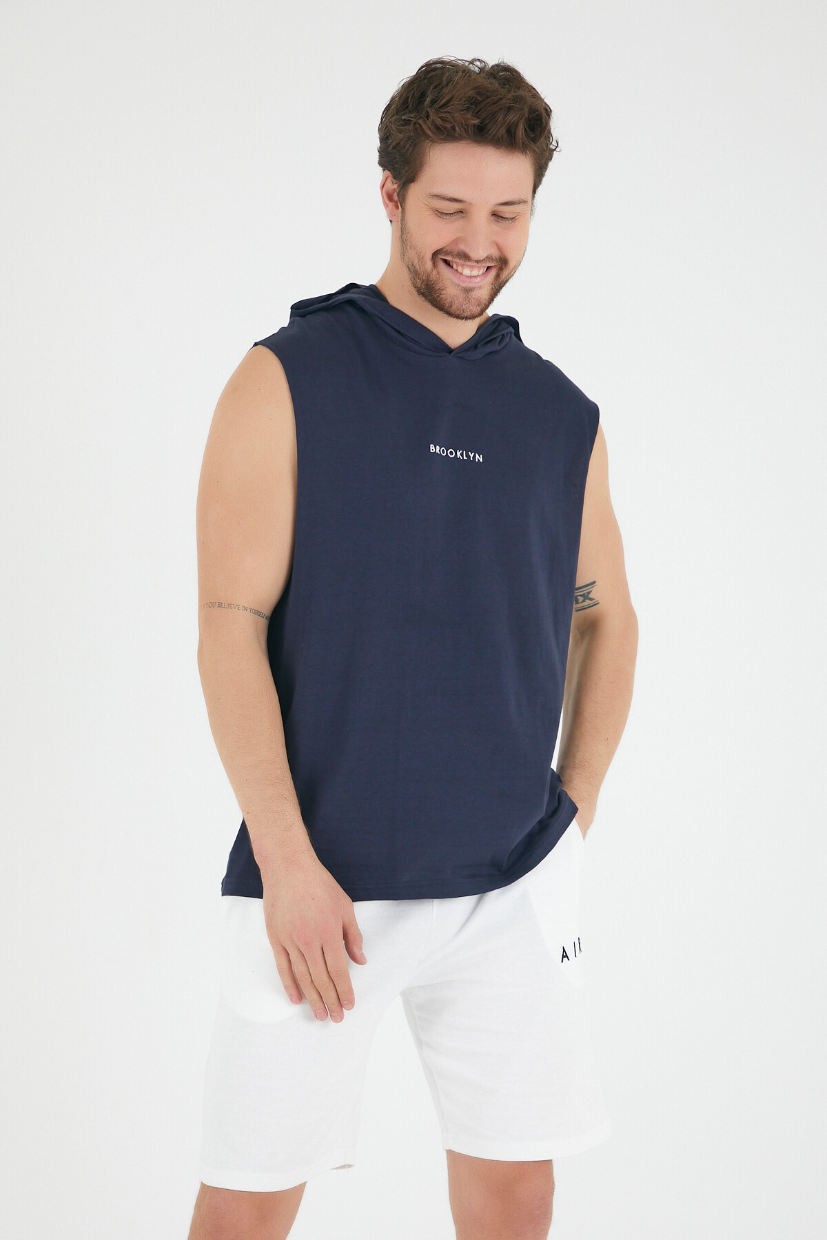 Süperlife Erkek Kapşonlu Regular Fit Brooklyn Baskılı Tişört SPR22TS121