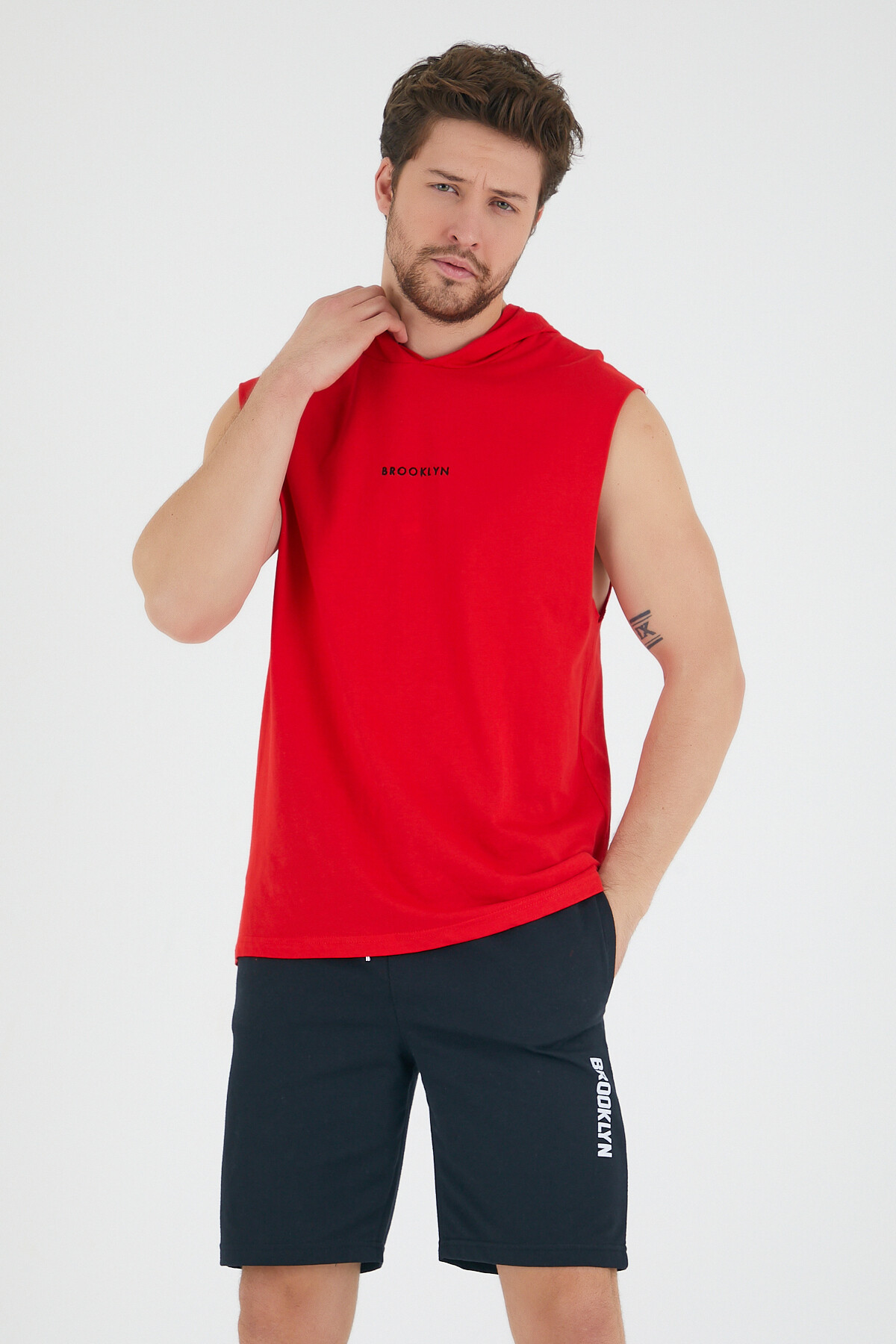 Süperlife Erkek Kapşonlu Regular Fit Brooklyn Baskılı Tişört SPR22TS121