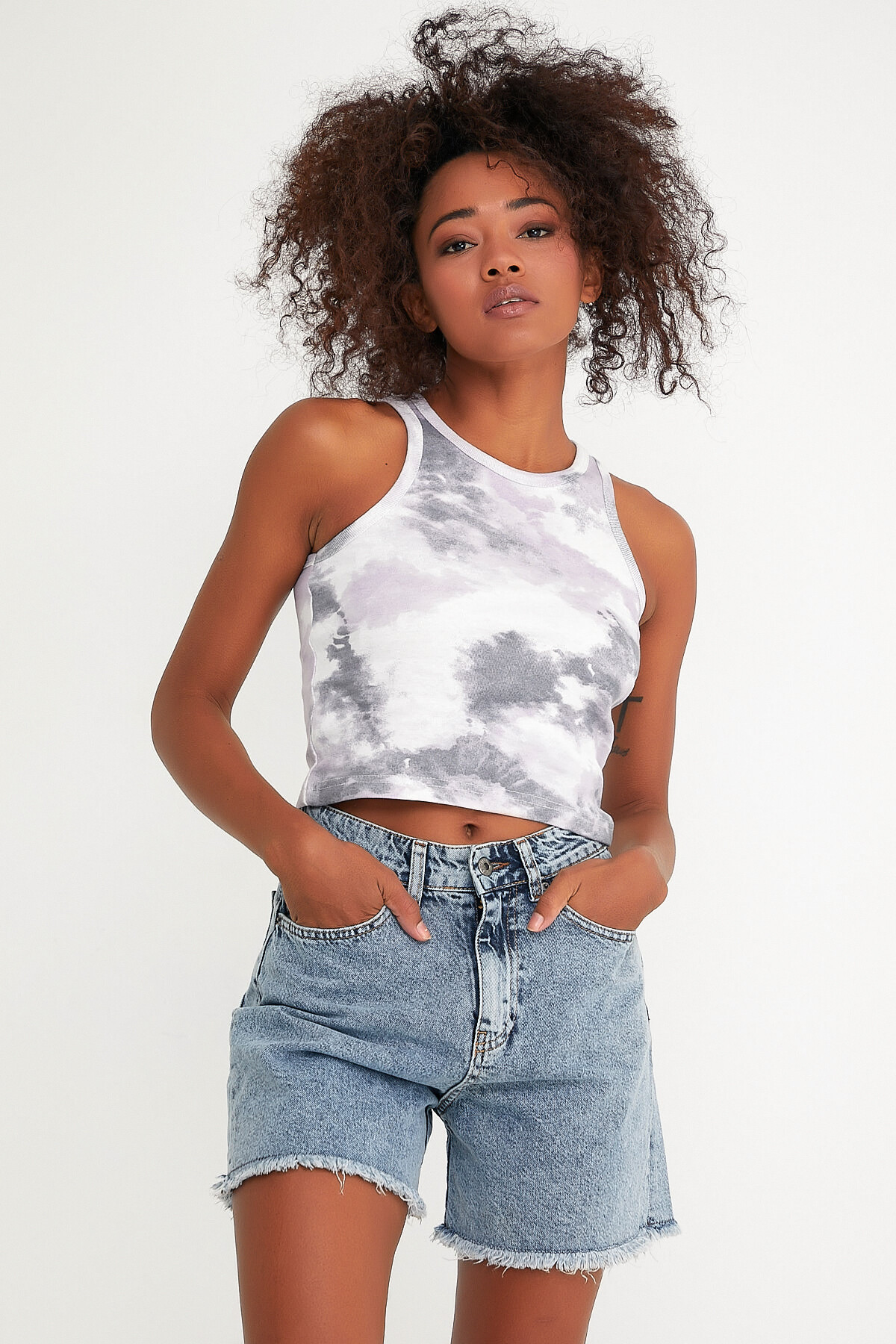 Süperlife Kadın Crop Örme Arkası Yüksek Yaka Slim Fit  Atlet-Tişort SPR21Y11