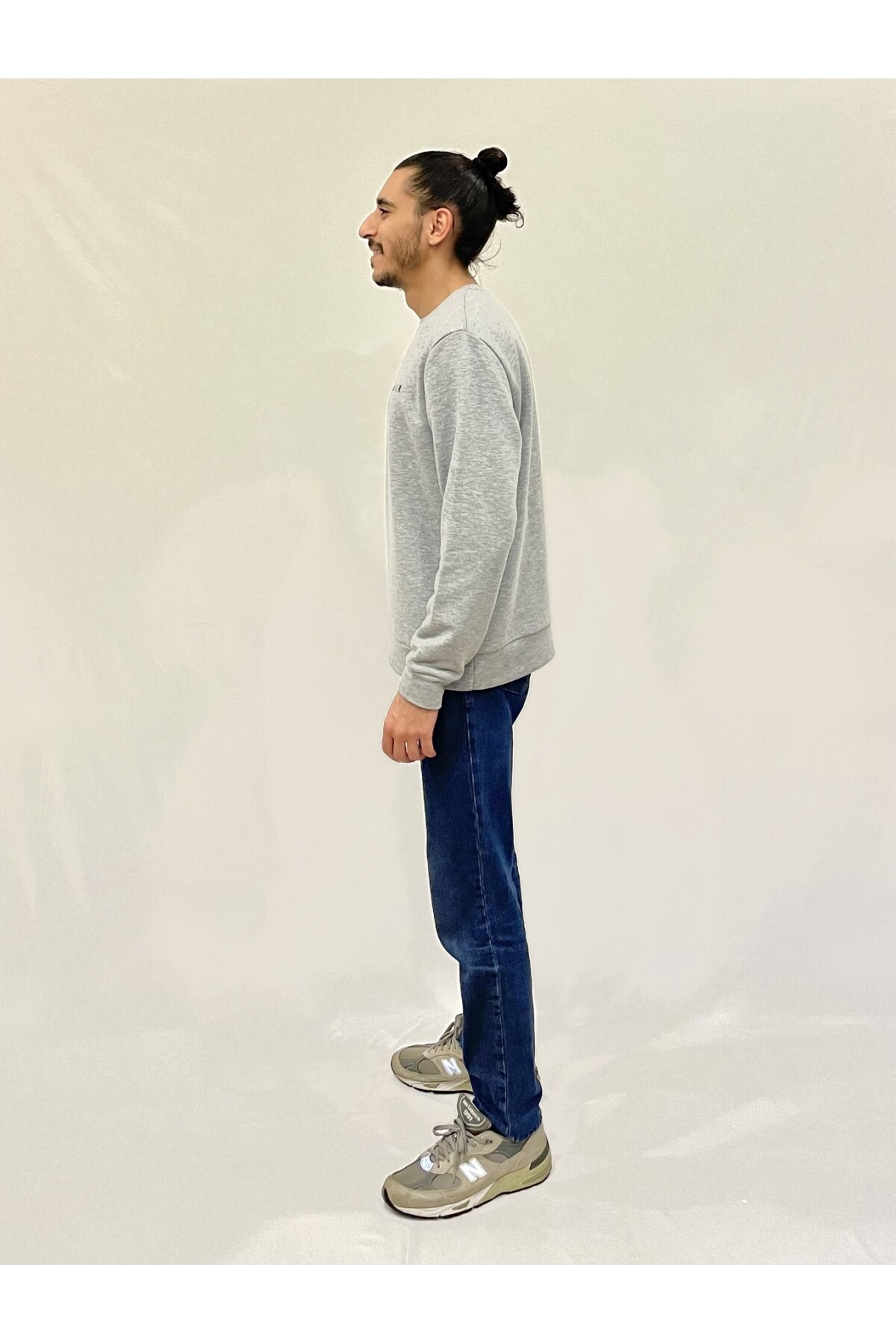 Erkek Bisiklet Yaka Rahat Kalıp 3 iplik Kalın AR Nakışlı  Sweatshirt SPR24SW33