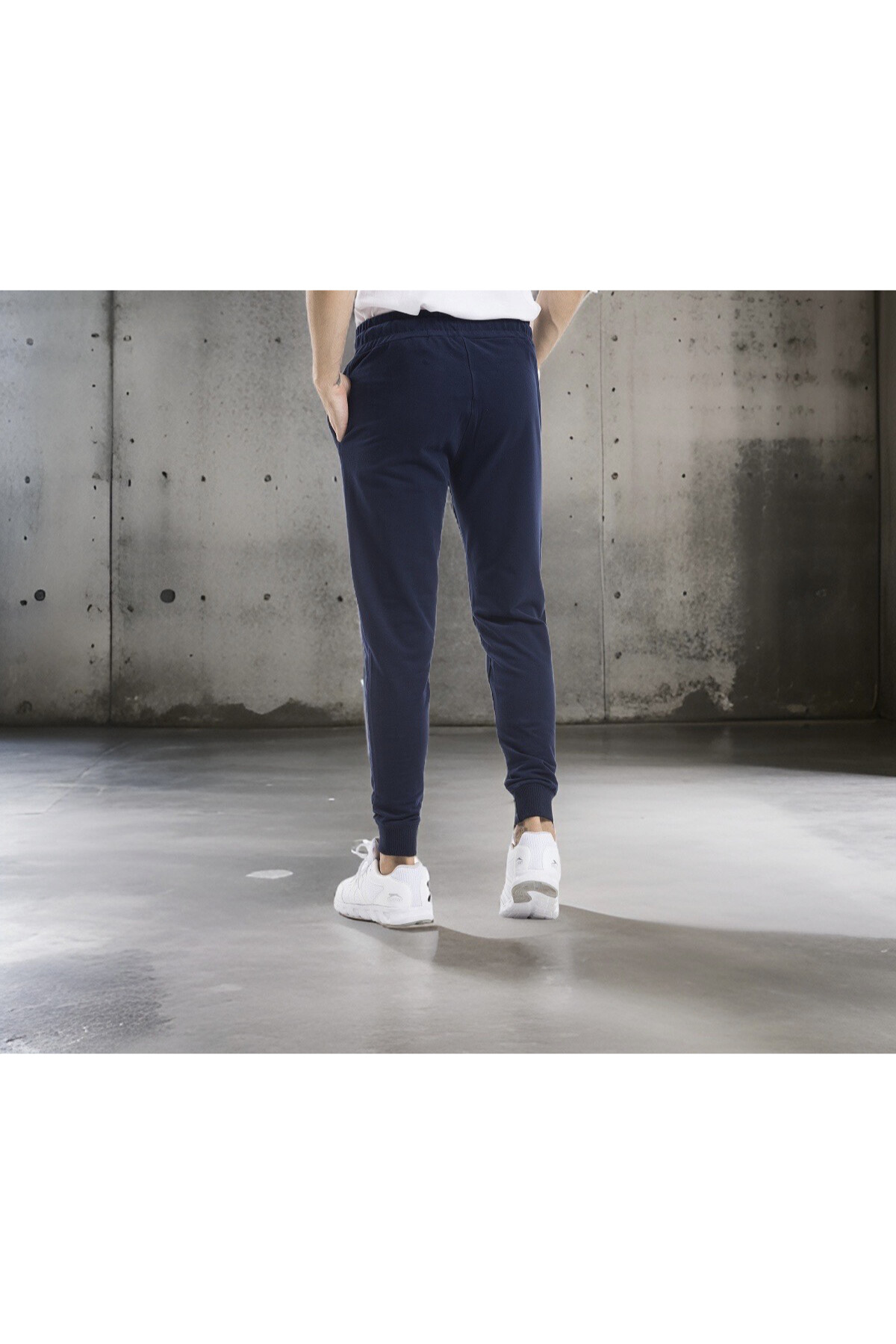 Erkek Regular/Normal Kesim Lastik Belli  Brooklyn Şehir Baskılı İnce Eşofman Altı 24EA205