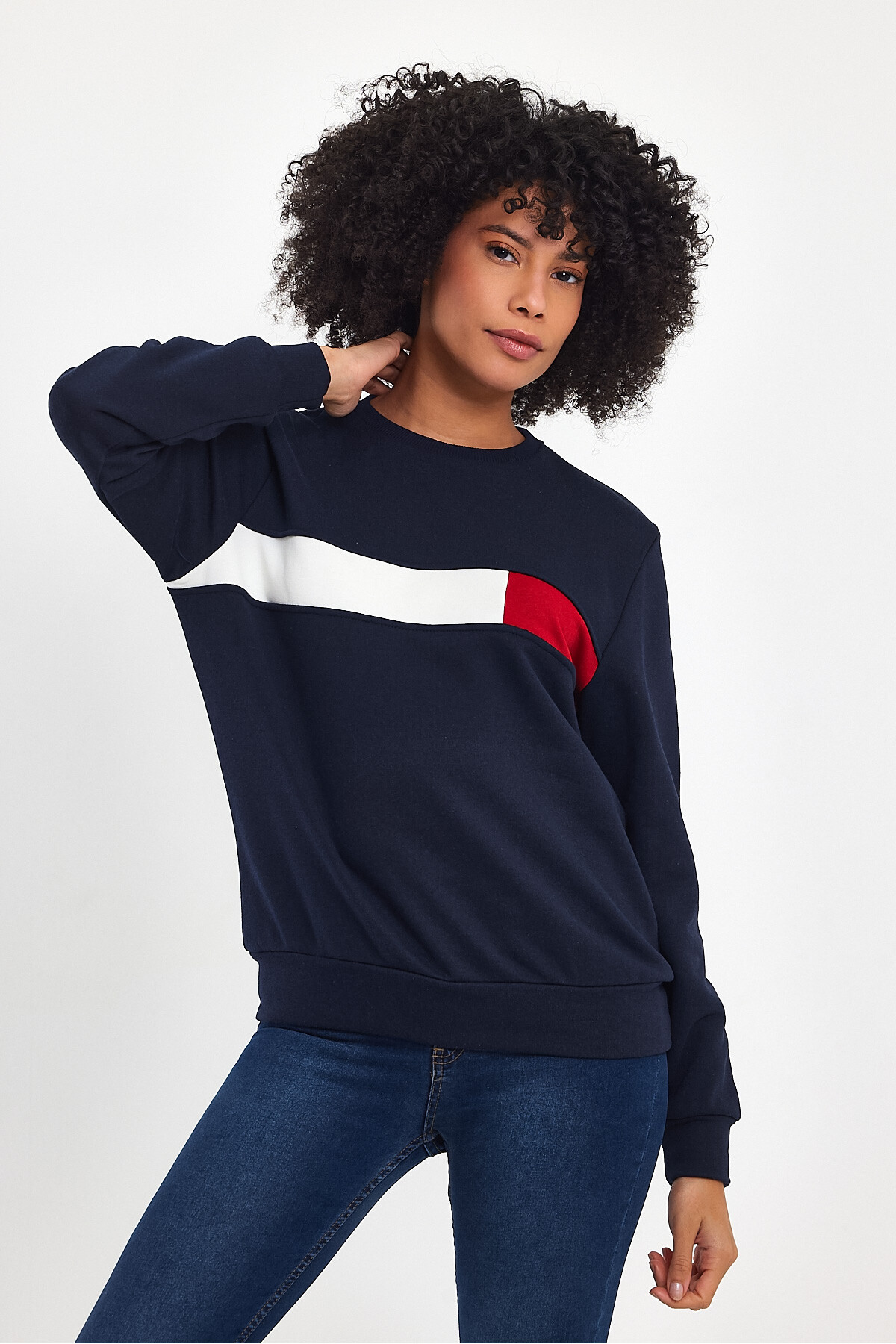 Kadın Bisiklet Yaka Rahat Kalıp 3 iplik Kalın Garnili Sweatshirt SPR24SWK35