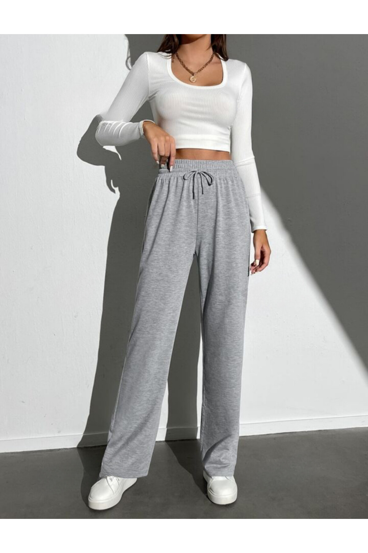 Kadın Regular Fit İnce Eşofman Altı SPR24EAK80