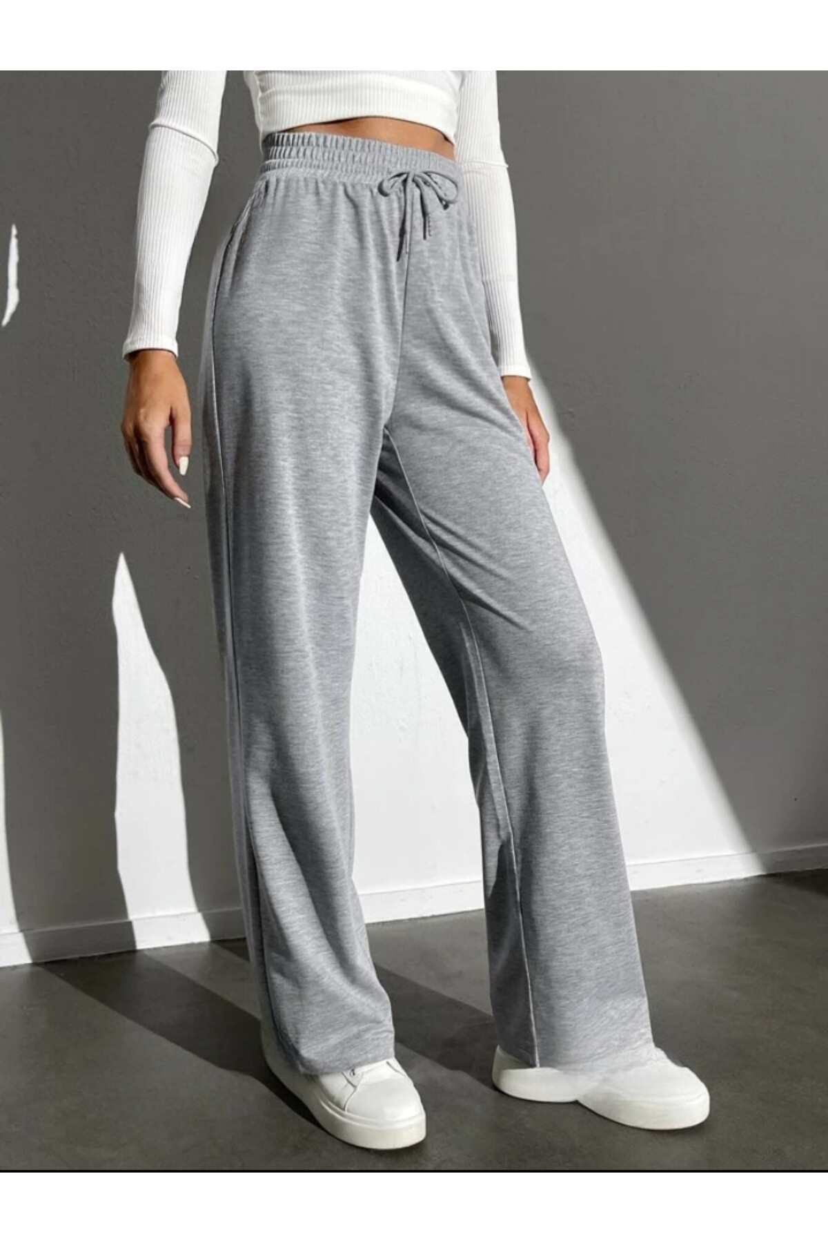 Kadın Regular Fit İnce Eşofman Altı SPR24EAK80