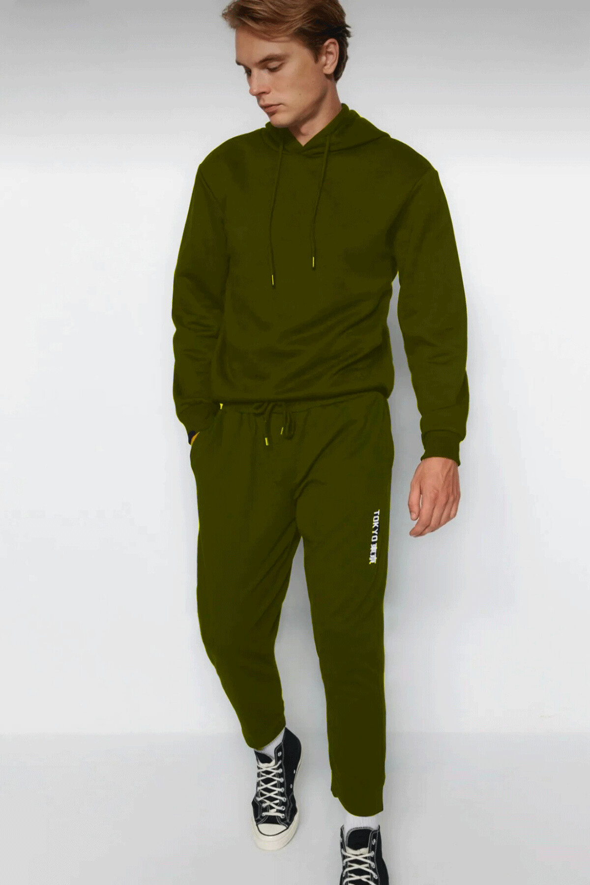 Erkek Regular Fit Tokyo Baskılı İnce Eşofman Altı