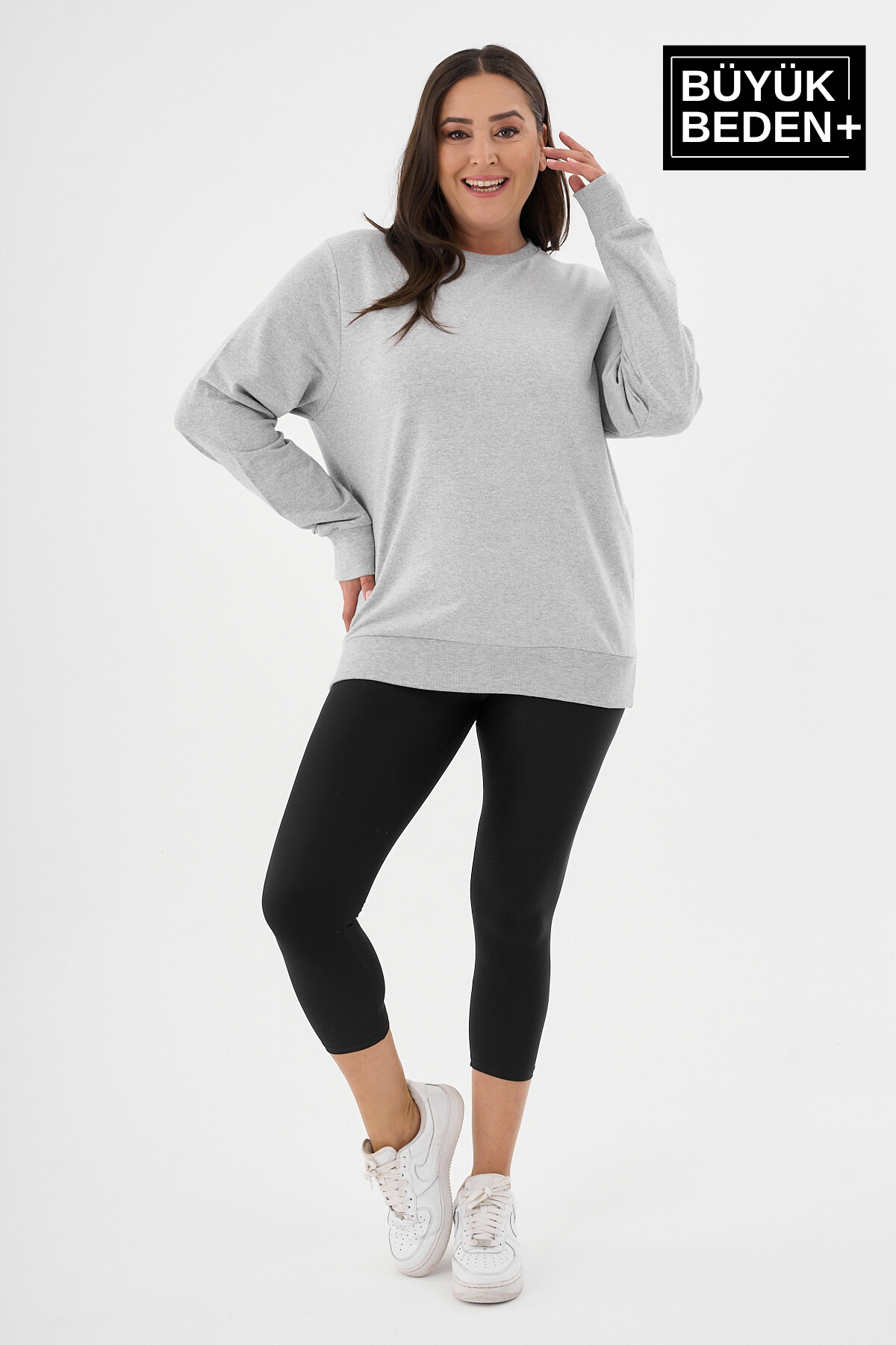 Kadın Büyük Beden Bisiklet Yaka İnce Sweatshirt SPR24BSWK56