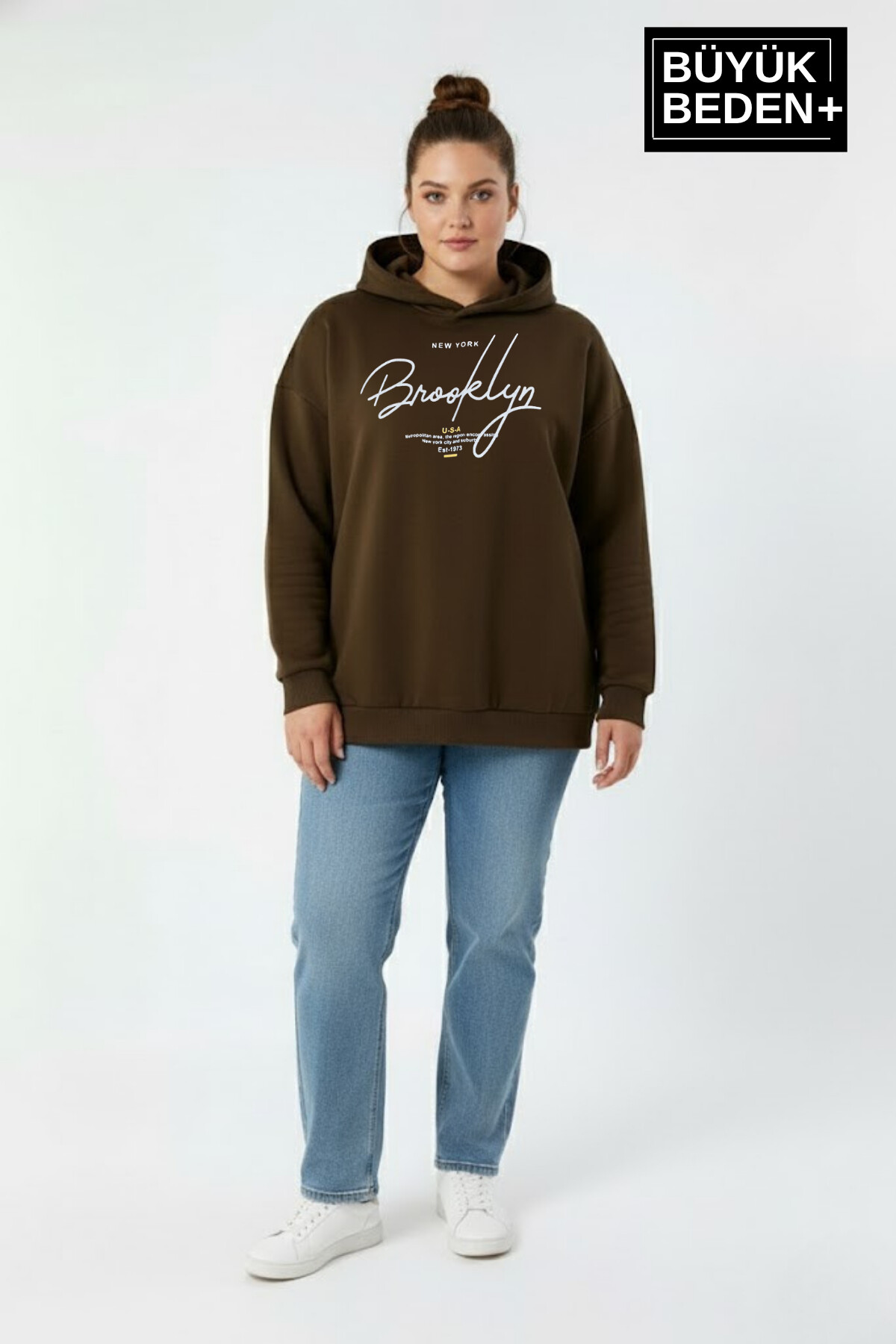 Kadın Büyük Beden Kapüşonlu El yazılı Brooklyn Baskılı  ince Sweatshirt SPR26BSWK958