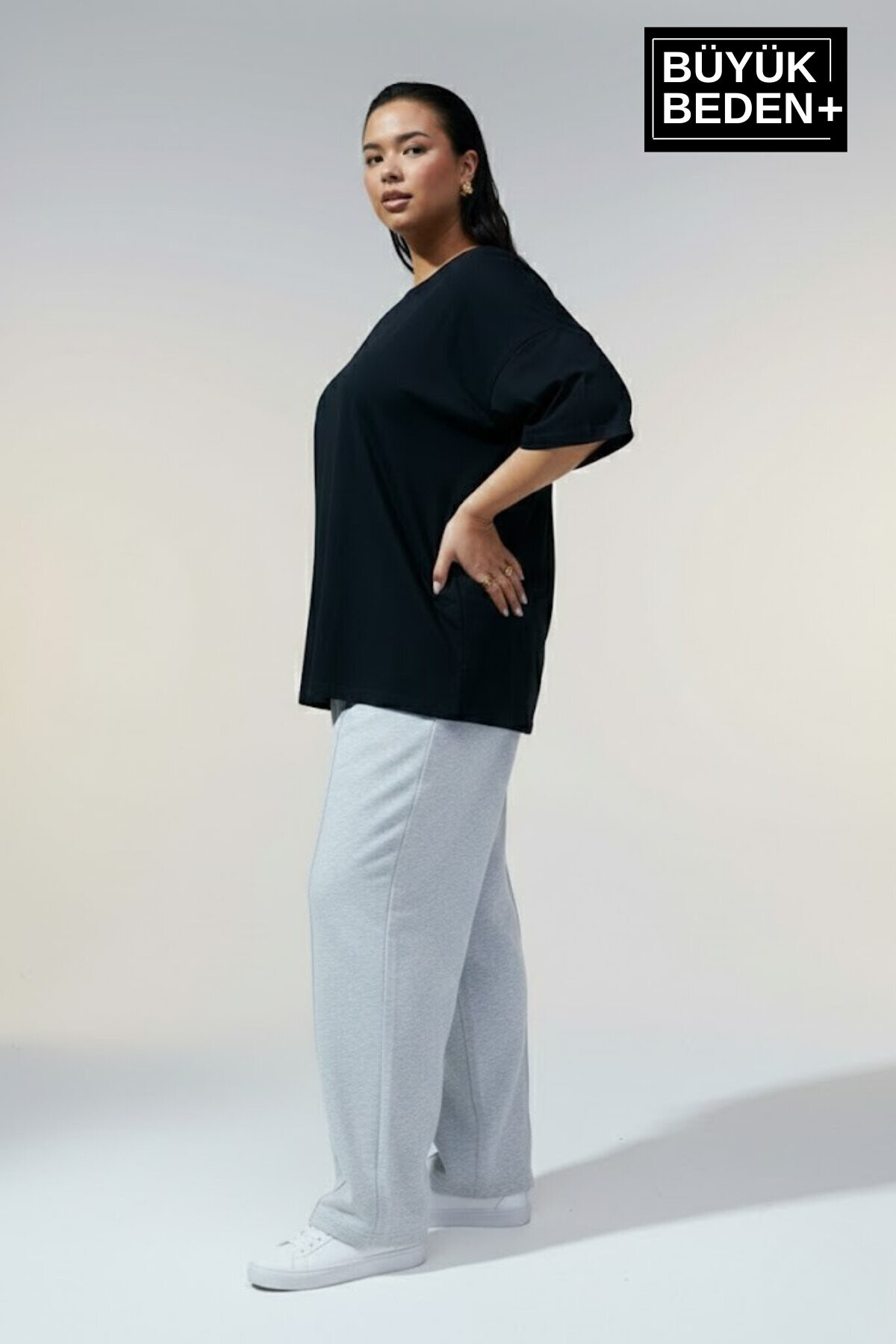 Büyük Beden Kadın Basic Tişört – Pamuklu Düz T-Shirt 3XL-6XL SPR26BTSK510