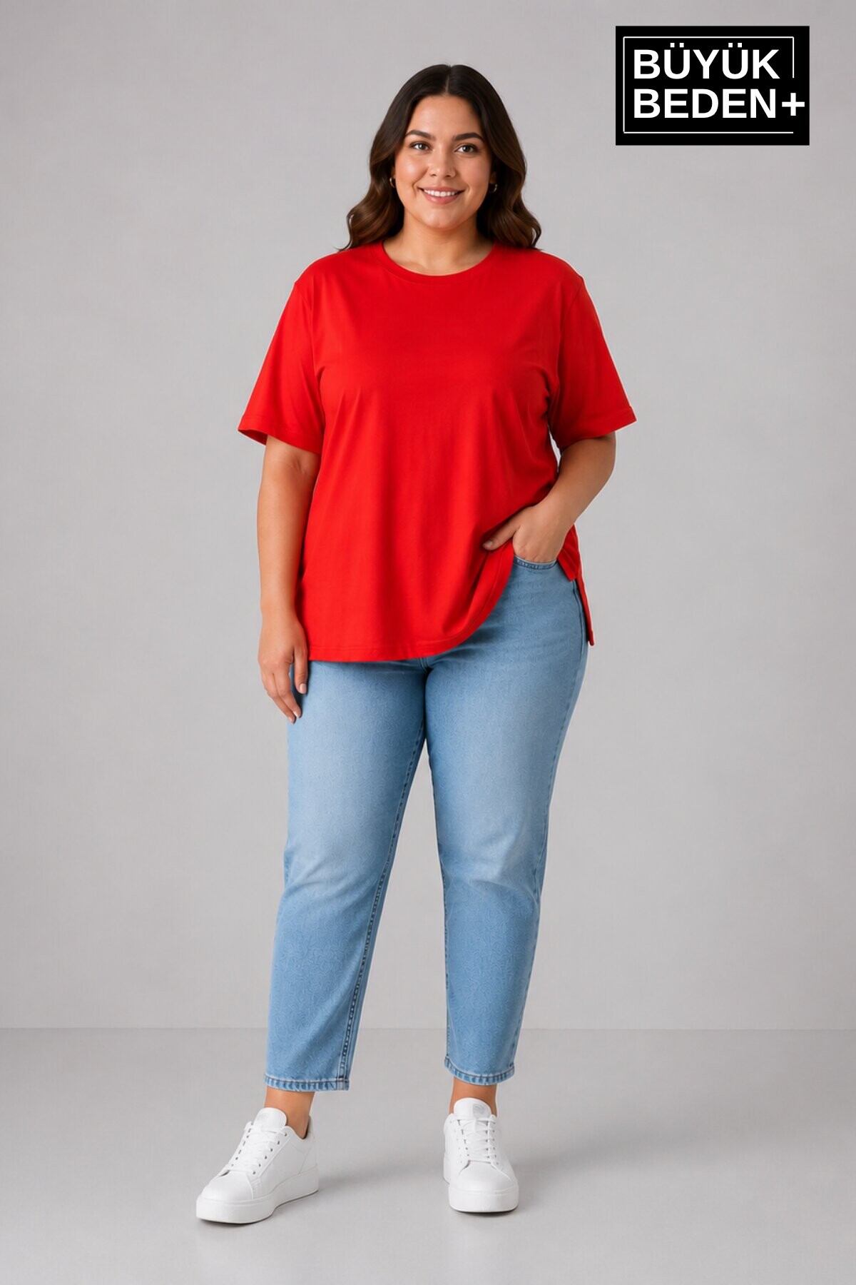 Süperlife Büyük Beden Kadın Bisiklet Yaka Yırtmaç Detaylı 3XL-6XL Tunik Tişört SPR26BTSK501