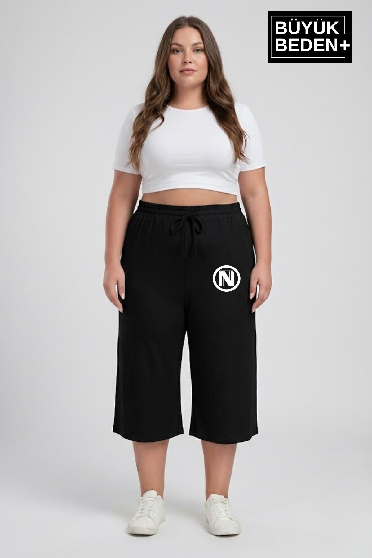 Büyük Beden N Baskılı Kadın Şort Kapri Rahat Kalıp Cepli  3XL-6XL SPR26BSRK591-19