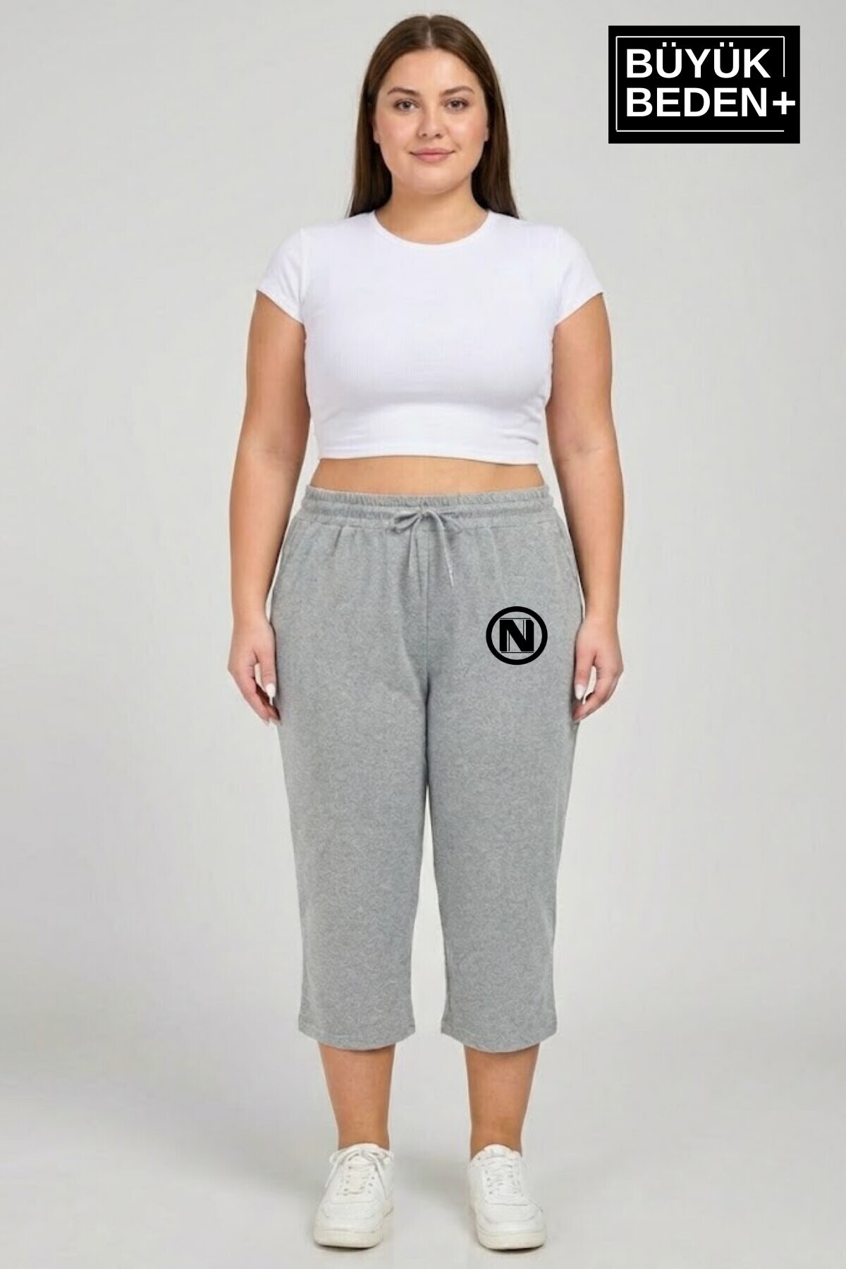 Büyük Beden N Baskılı Kadın Şort Kapri Rahat Kalıp Cepli  3XL-6XL SPR26BSRK591-19