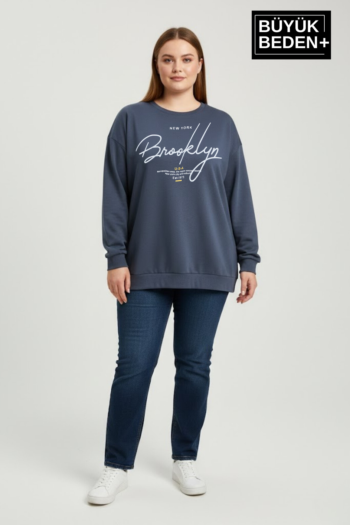 Kadın Büyük Beden El Yazılı Brooklyn Baskılı  Bisiklet Yaka İnce Sweatshirt SPR26BSWK956-6