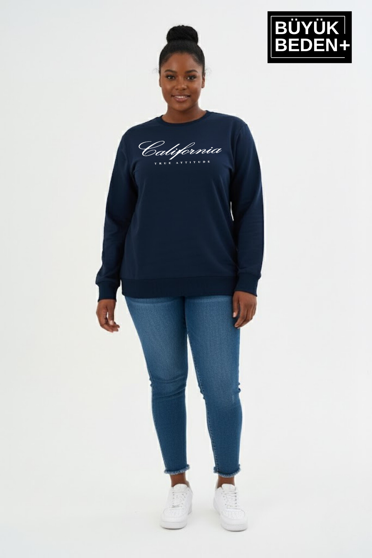 Kadın Büyük Beden El Yazılı California Baskılı Bisiklet Yaka ince Sweatshirt SPR26BSWK956-7