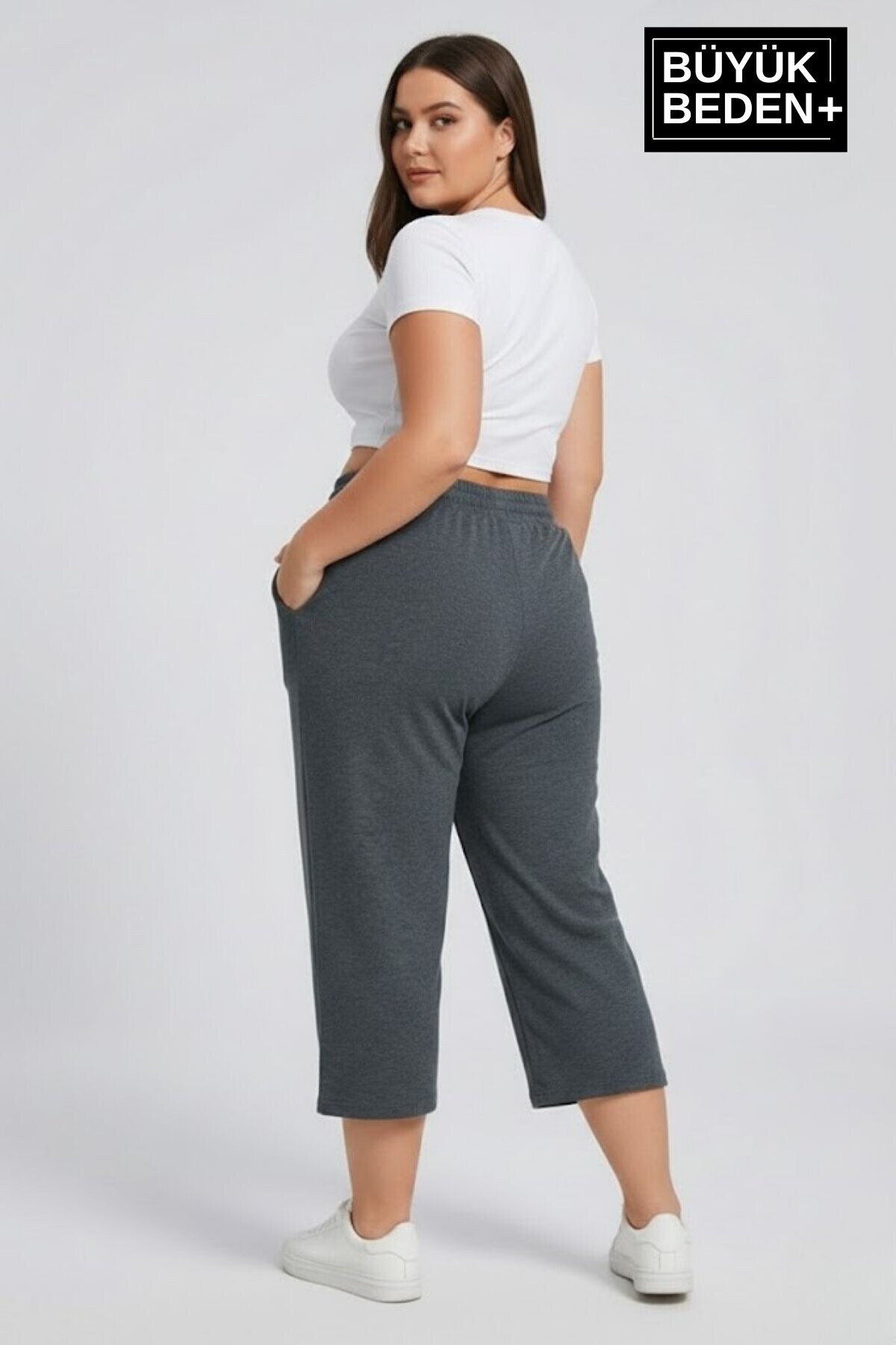 Kadın Büyük Beden Şort 3XL-6XL  Rahat Kesim Diz Altı Günlük Şort-SPR26BSRK591