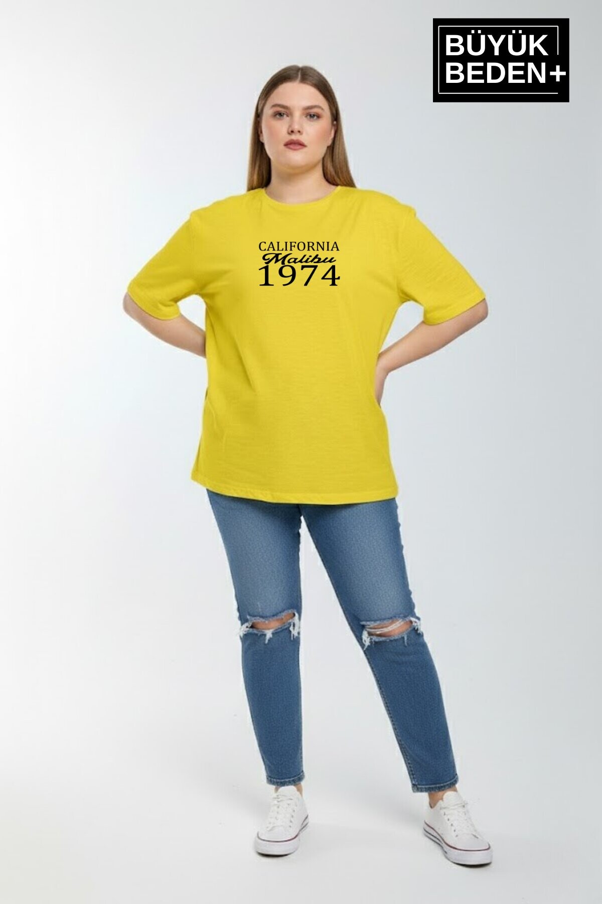 Süperlife Kadın Büyük Beden California 1974 Baskılı  3xl-6xl Bisiklet Yaka Tshırt SPR25BTSK510-2