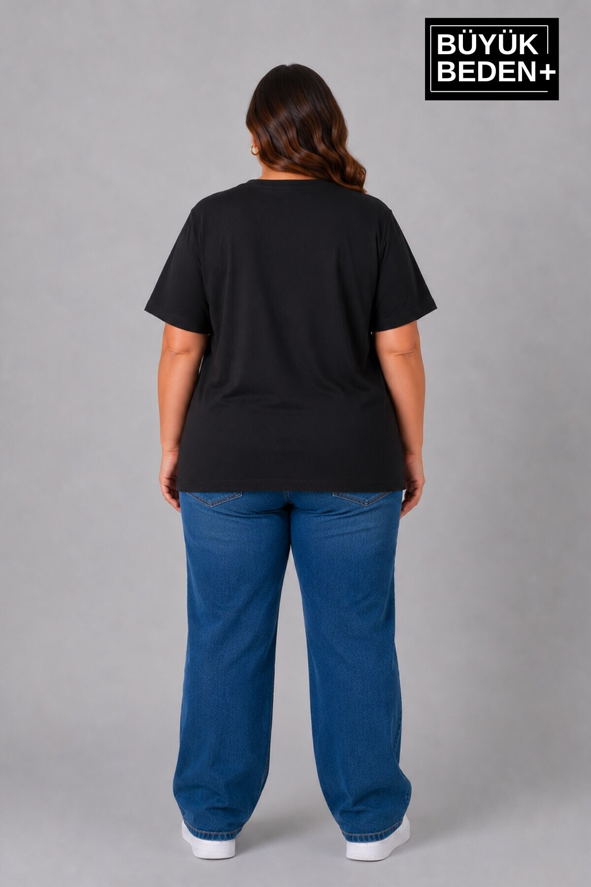 Süperlife Büyük Beden Kadın V Yaka Pamuklu Basic Tişört Lacivert 3XL-6XL SPR26BTSK509