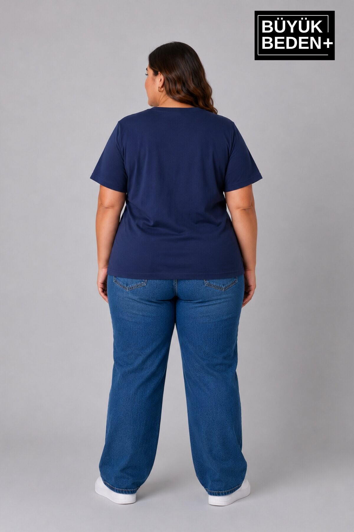 Süperlife Büyük Beden Kadın V Yaka Pamuklu Basic Tişört Lacivert 3XL-6XL SPR26BTSK509