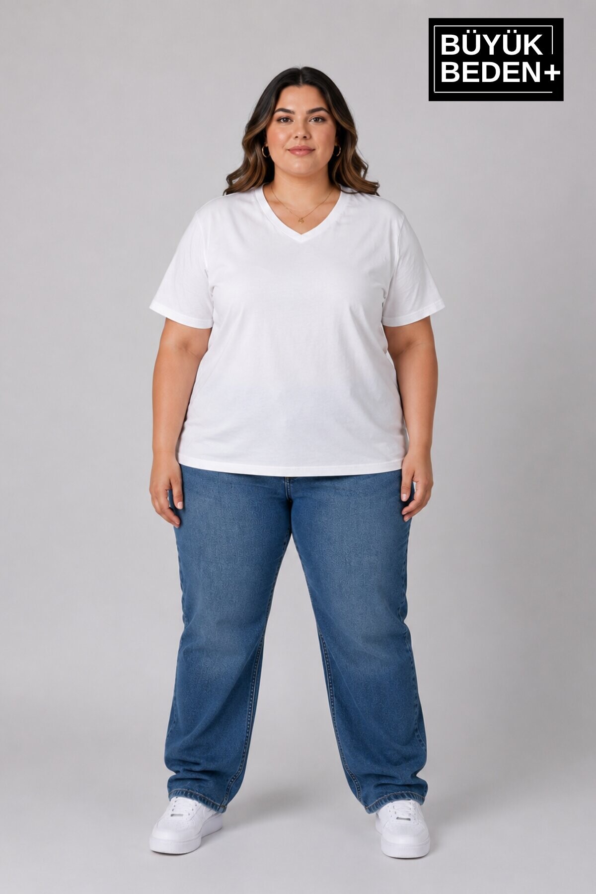 Süperlife Büyük Beden Kadın V Yaka Pamuklu Basic Tişört Lacivert 3XL-6XL SPR26BTSK509