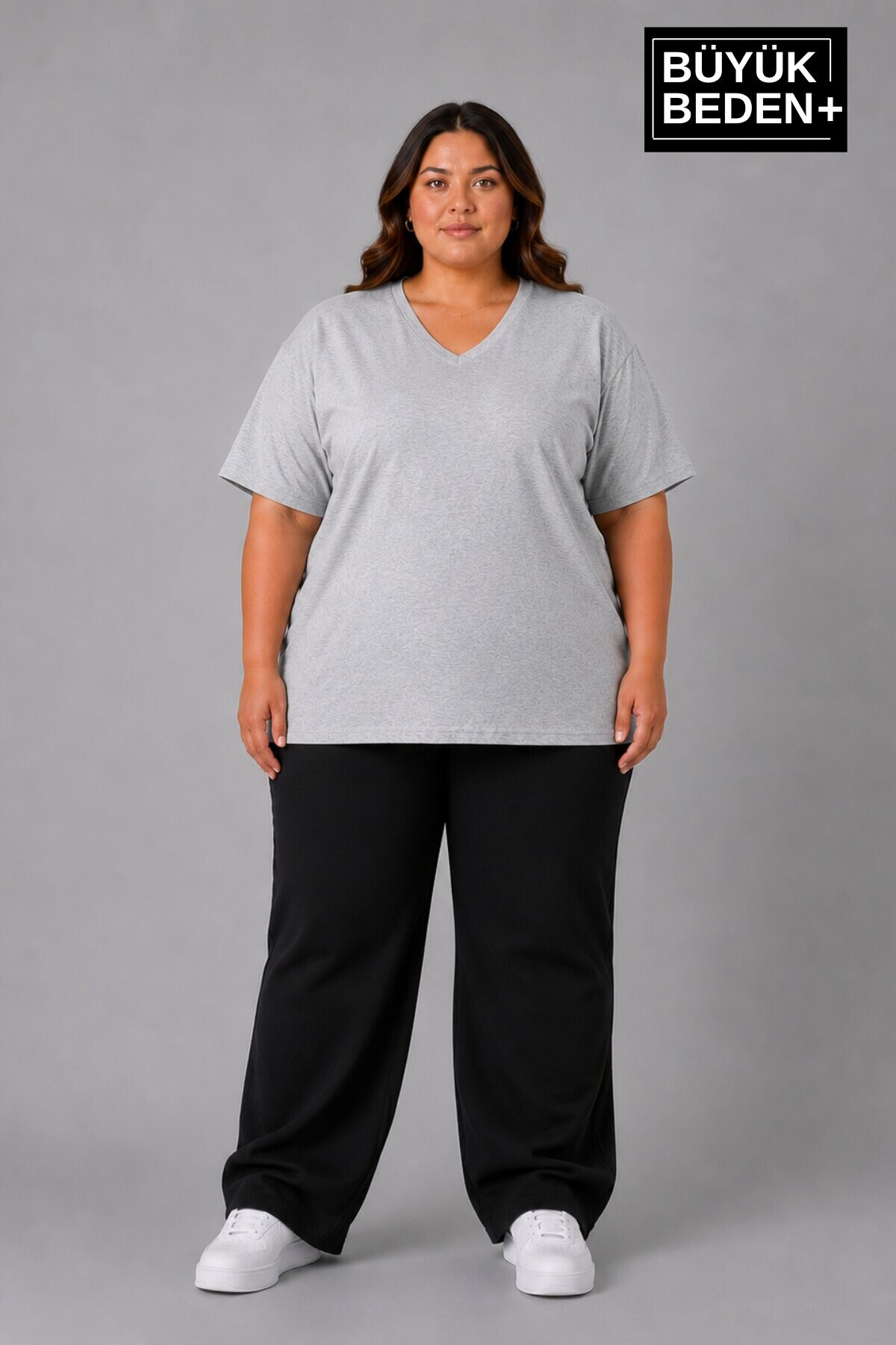 Süperlife Büyük Beden Kadın V Yaka Pamuklu Basic Tişört Lacivert 3XL-6XL SPR26BTSK509