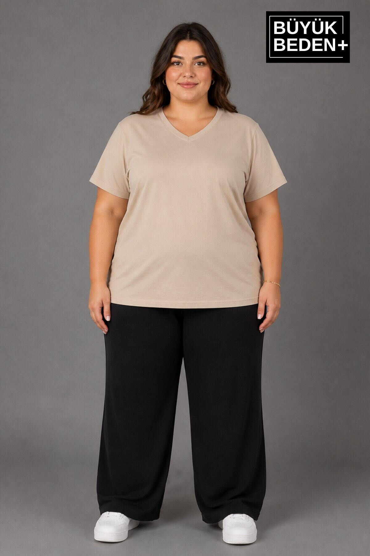 Süperlife Büyük Beden Kadın V Yaka Pamuklu Basic Tişört Lacivert 3XL-6XL SPR26BTSK509