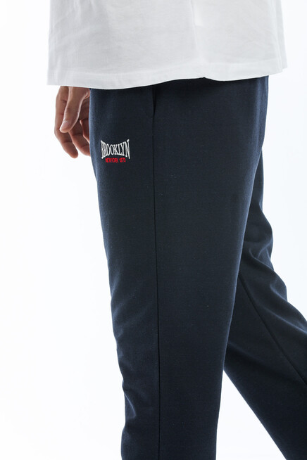 Süperlife Erkek Regular Fit Brooklyn K.Nakışlı İnce Eşofman Altı SPR151