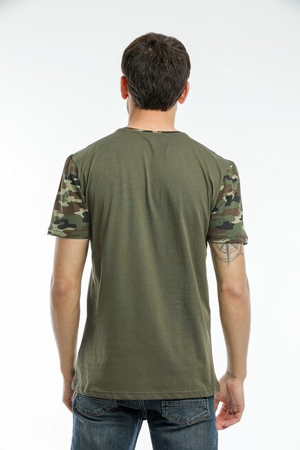 Süperlife Erkek Bisiklet Yaka Slim Fit Kol ve Ön Garnili Tişort SPR21Y06