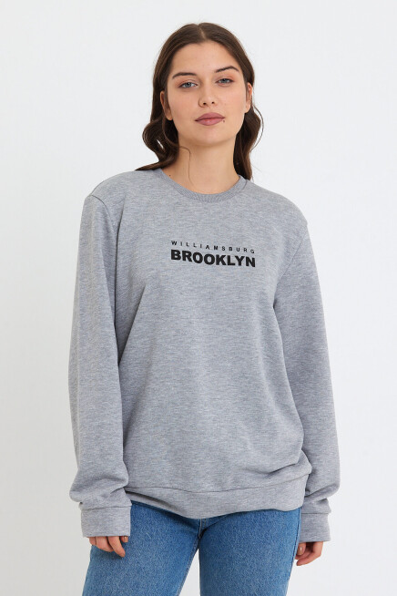 Süperlife Kadın Bisiklet Yaka Oversize Fit Brooklyn Baskılı İnce Sweatshirt SPR23SWK330