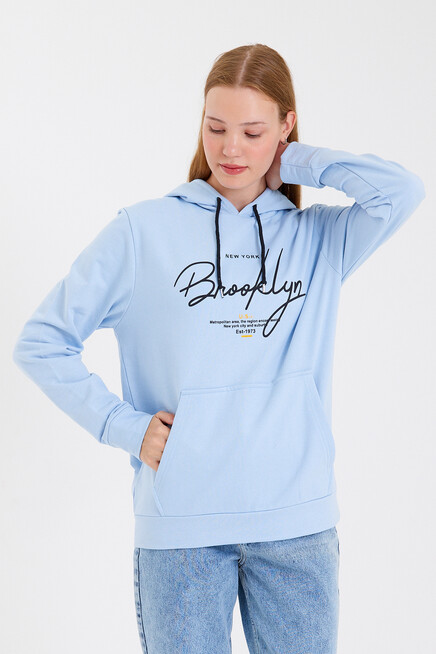 Süperlife Kadın Kapşonlu Regular Fit El Yazılı Brooklyn Baskılı İnce Sweatshirt SPR23SWk361