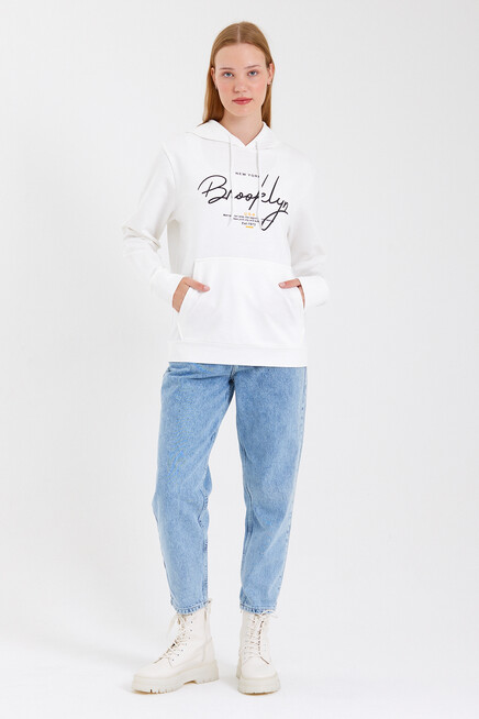 Süperlife Kadın Kapşonlu Regular Fit El Yazılı Brooklyn Baskılı İnce Sweatshirt SPR23SWk361