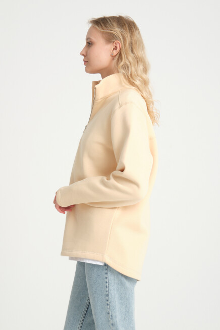  Kadın  Rahat Kalıp İçi Polarlı 3 iplik Yarım Fermuarlı  SweatShırt spr24swK21