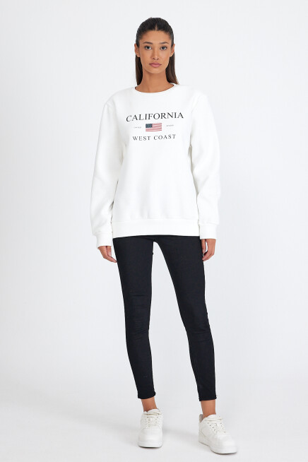 Süperlife Kadın Bisiklet Yaka Rahat Kalıp İçi Polarlı 3 iplik Amerikan Baskılı Swetashırt spr24swk26