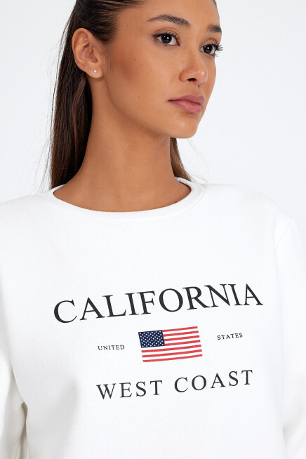 Süperlife Kadın Bisiklet Yaka Rahat Kalıp İçi Polarlı 3 iplik Amerikan Baskılı Swetashırt spr24swk26