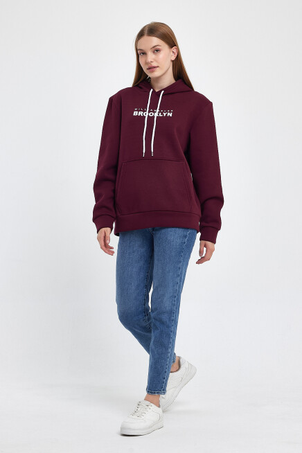 Kadın Kapşonlu Rahat Kalıp İçi Polarlı 3 iplik  W. Brooklyn Baskılı Swetashırt spr24swk04 