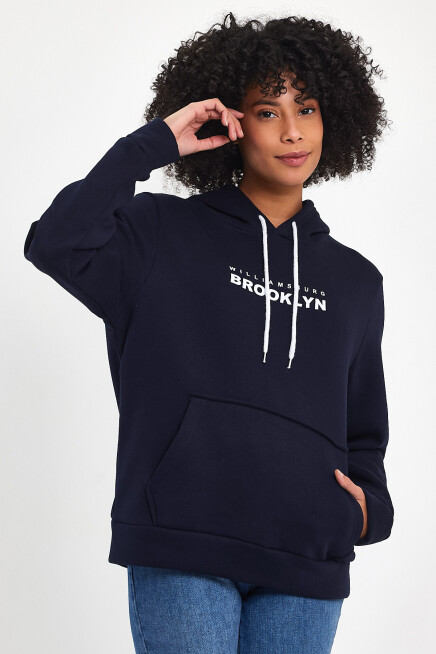 Kadın Kapşonlu Rahat Kalıp İçi Polarlı 3 iplik  W. Brooklyn Baskılı Swetashırt spr24swk04 