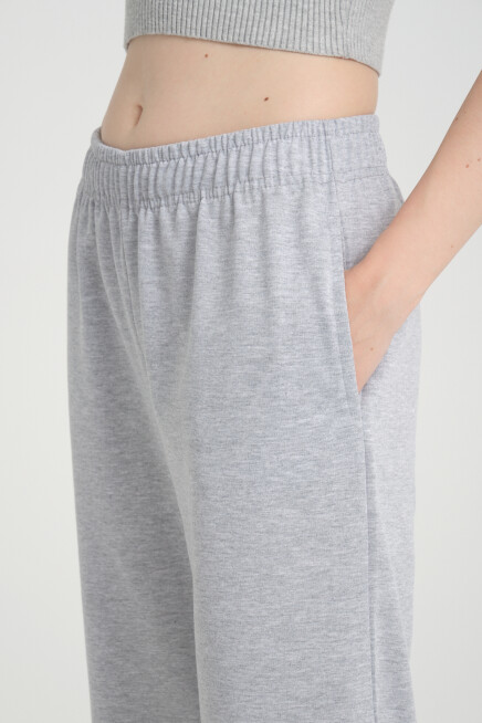 Kadın Kısa Kapri Şort SPR24KS64