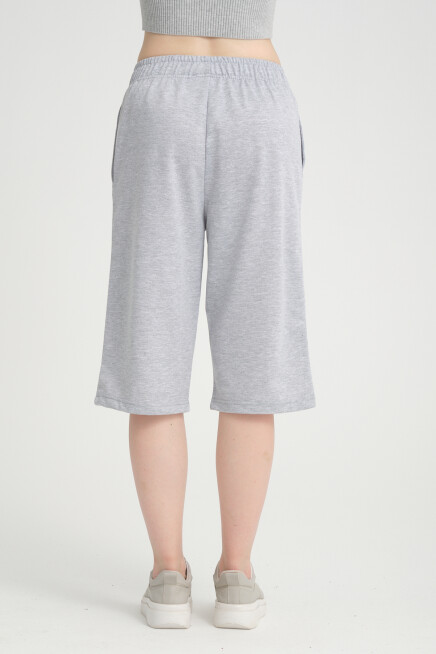 Kadın Kısa Kapri Şort SPR24KS64