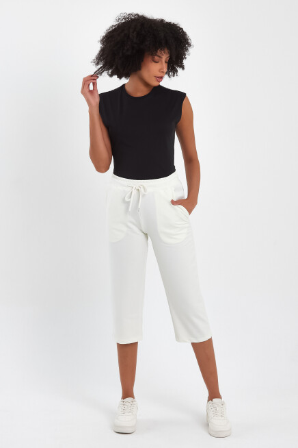 Süperlife Kadın Klasik Cepli Belli Lastikli Şort