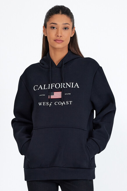 Kadın Kapşonlu Rahat Kalıp İçi Polarlı 3 iplik  Amerikan Baskılı Swetashırt spr24swk01