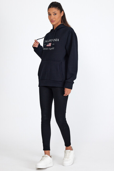 Kadın Kapşonlu Rahat Kalıp İçi Polarlı 3 iplik  Amerikan Baskılı Swetashırt spr24swk01