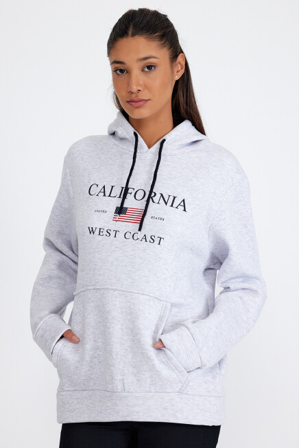 Kadın Kapşonlu Rahat Kalıp İçi Polarlı 3 iplik  Amerikan Baskılı Swetashırt spr24swk01