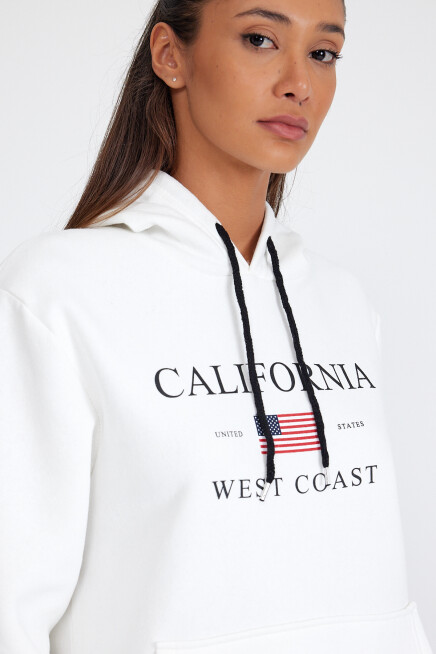 Kadın Kapşonlu Rahat Kalıp İçi Polarlı 3 iplik  Amerikan Baskılı Swetashırt spr24swk01