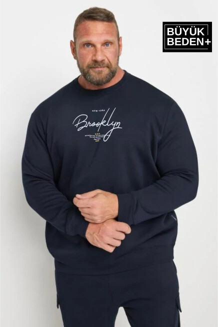 Erkek El Yazılı Brooklyn Baskılı Büyük Beden İnce Bisiklet Yaka Swatshırt SPR25BSW59