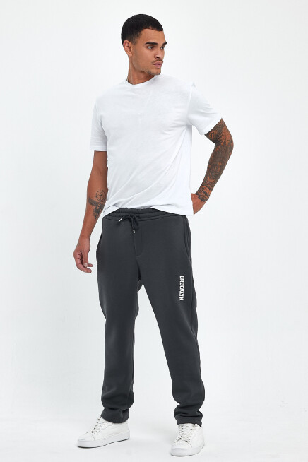 Erkek İçi Polarlı 3 iplik Kalın Brooklyn Baskılı Eşofman Altı SPR25EA70