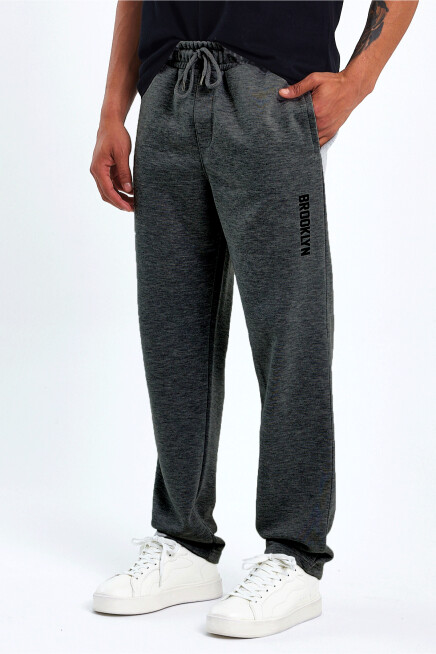 Erkek İçi Polarlı 3 iplik Kalın Brooklyn Baskılı Eşofman Altı SPR25EA70