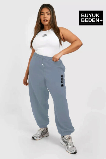 Kadın Büyük Beden Paça Lastikli Brooklyn Baskılı İnce Eşofman Altı SPR25EAK53